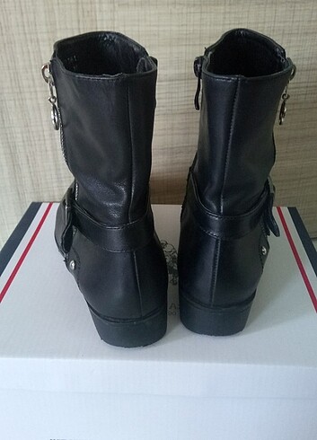 Derimod siyah deri bot bayan orjinal - Görsel 2