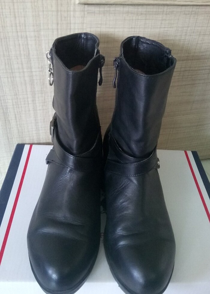 Derimod siyah deri bot bayan orjinal - Görsel 3