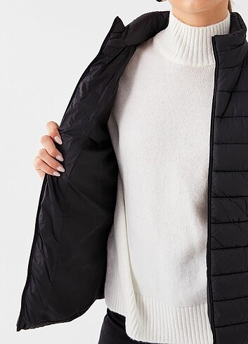 S beden siyah şişme mont bayan - Görsel 3