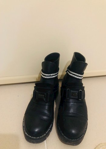 38 numara siyah bot bayan - Görsel 6