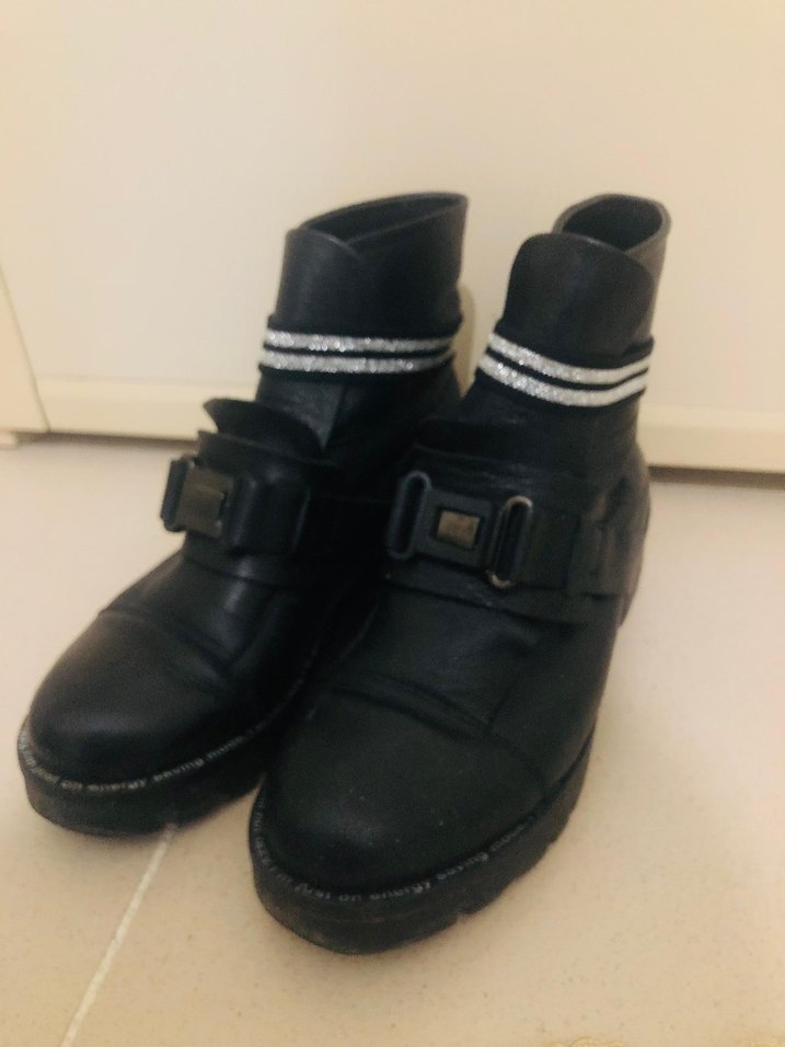 38 numara siyah bot bayan - Görsel 3