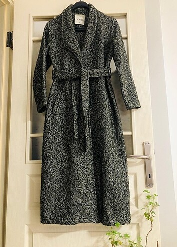 Hewes marka bayan  belden bağlamalı kaban - Görsel 9