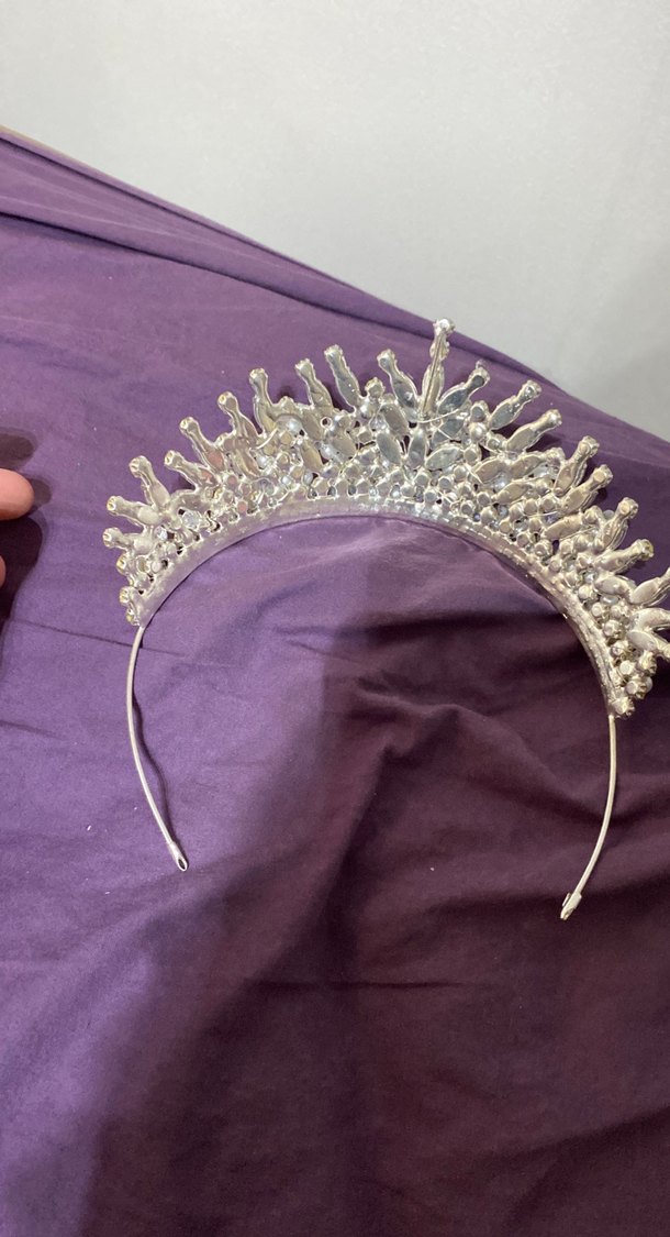 Beyaz Parlak Sıralı İnci Taç - Görsel 3