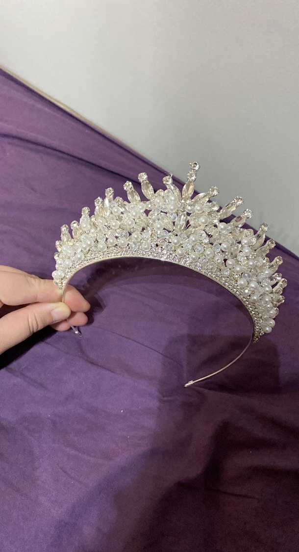 Beyaz Parlak Sıralı İnci Taç - Görsel 4