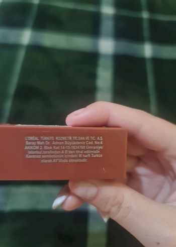 Maybelline SuperStay Vinil Kırmızı Ruj - Görsel 3