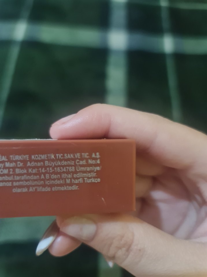 Maybelline SuperStay Vinil Kırmızı Ruj - Görsel 2