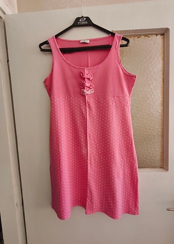 Pembe Elbise - Görsel 2