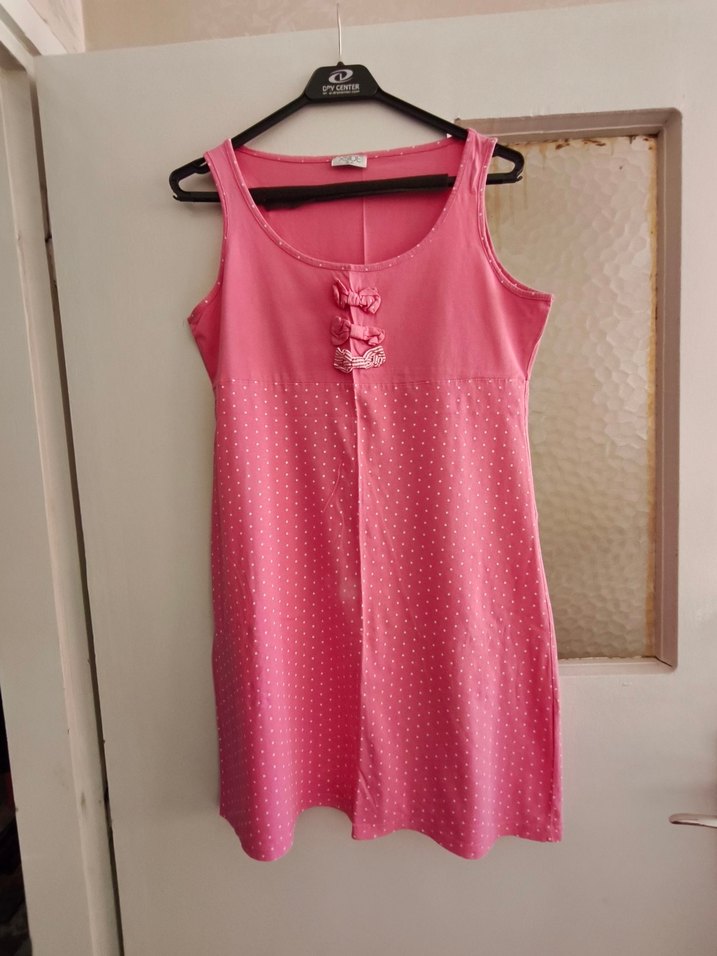 Pembe Elbise - Görsel 2