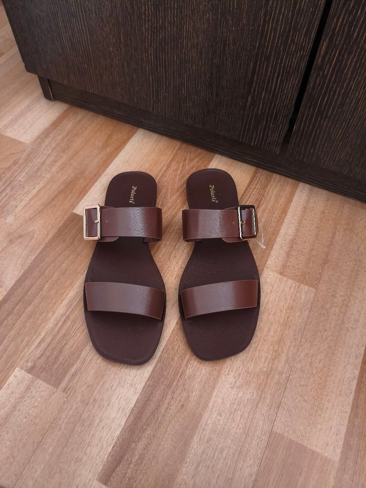 Kahverengi Tokalı Suni Deri Kadın Terlik - Görsel 2