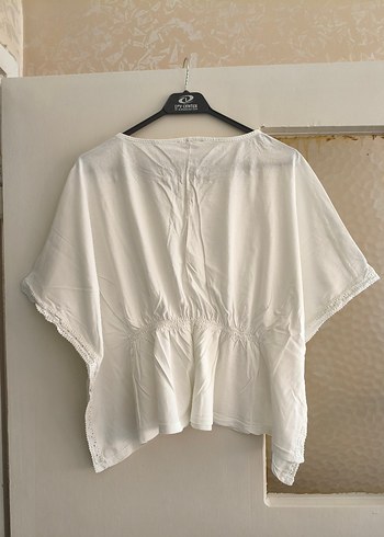 Koton Dökümlü Yarasa Kol Üst - Görsel 3