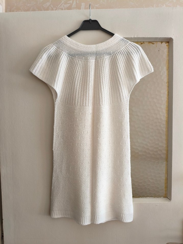 Kadın Beyaz Örgü Yelek - Görsel 3