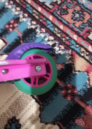 Decatlon Mor Renkli Çocuk Scooterı - Görsel 8