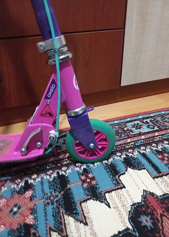 Decatlon Mor Renkli Çocuk Scooterı - Görsel 4