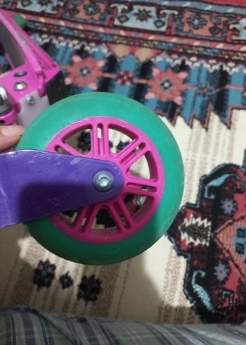 Decatlon Mor Renkli Çocuk Scooterı - Görsel 7