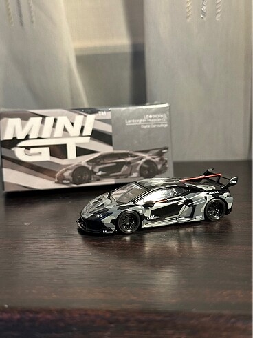 Mini gt LAMBORGHİNİ