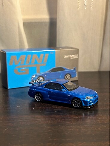  Mini gt R34 Skyline