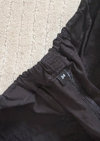 Siyah Kadın Saten Kumaş Pantolon - Görsel 2