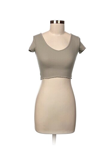 Pull and Bear Bluz %70 İndirimli.