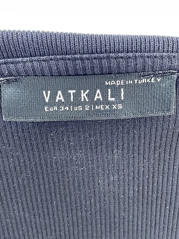 34 Beden siyah Renk Vintage Love Bluz %70 İndirimli.