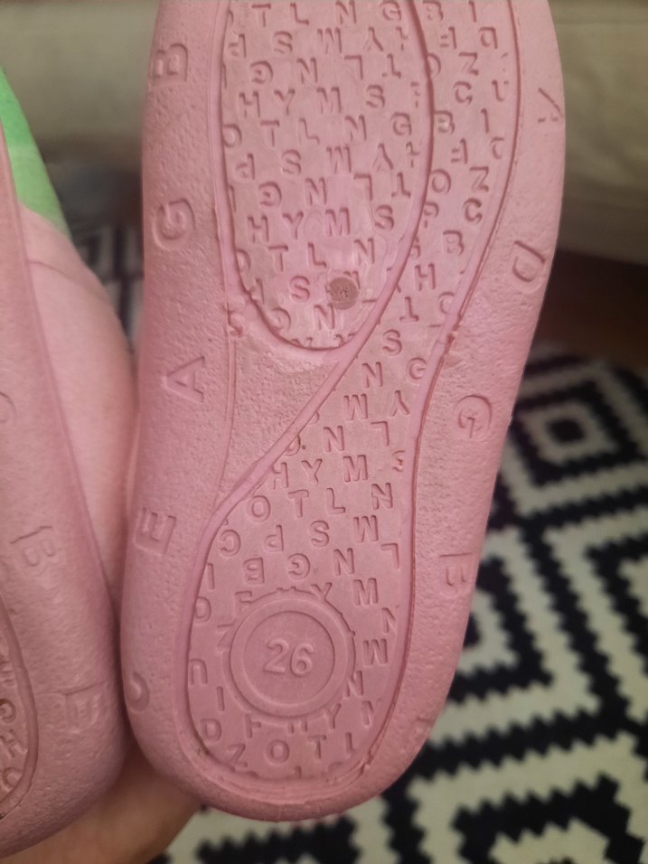 Kızlar için Pembe Peluş Ev Terlikleri - Görsel 4