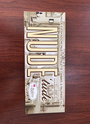The Balm The balm nude tude far paleti