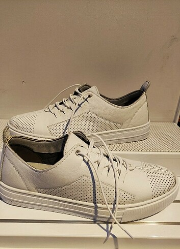 44 Beden beyaz Renk ERKEK SNEAKERS HAKIKI DERI 