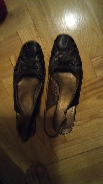38 Beden siyah Renk Az topuklu ayakkabi