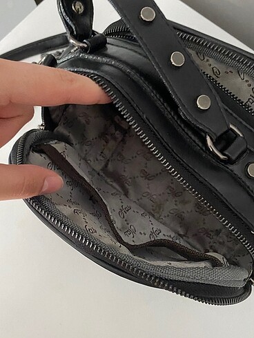  Beden siyah Renk Zara çanta