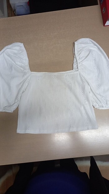 Beyaz koton crop