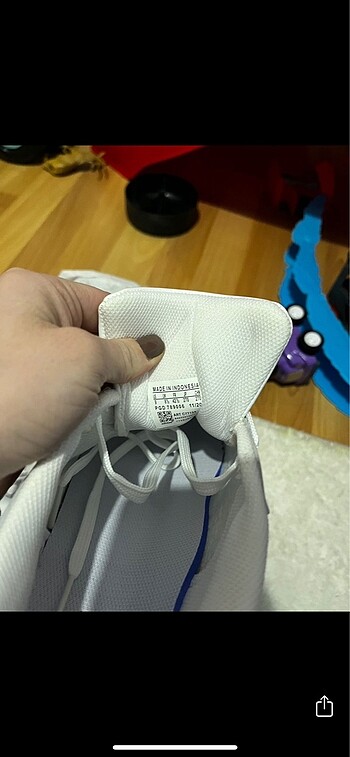 42 Beden beyaz Renk 42 Adidas