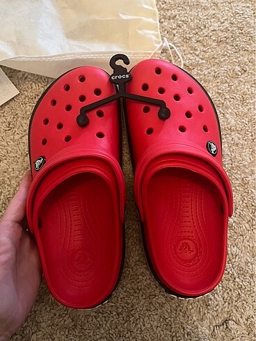 Crocs Tek kaldı