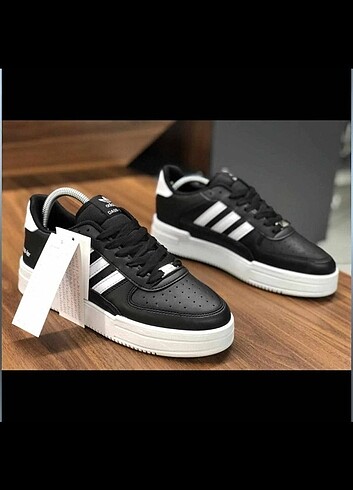 Adidas spor ayakkabı uygun fiyata kaçmaz fırsat 