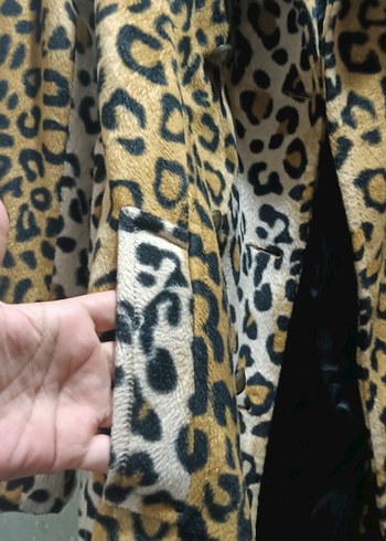 38 Beden Leopar Desenli Kadın Midi Kaban