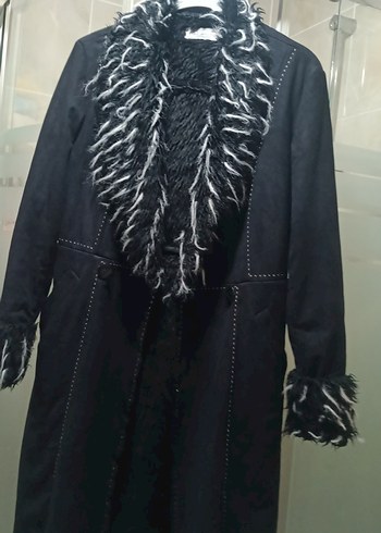 Siyah Süet Kadın Uzun Kürklü Gotik Kaban
