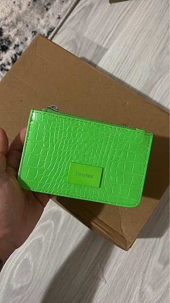 Bershka kartlık cüzdan