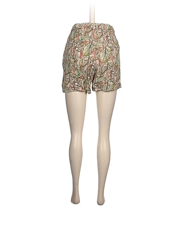 36 Beden H&M Mini Şort %70 İndirimli.