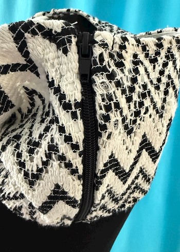 Crop halter yaka zigzag desen triko - Görsel 4