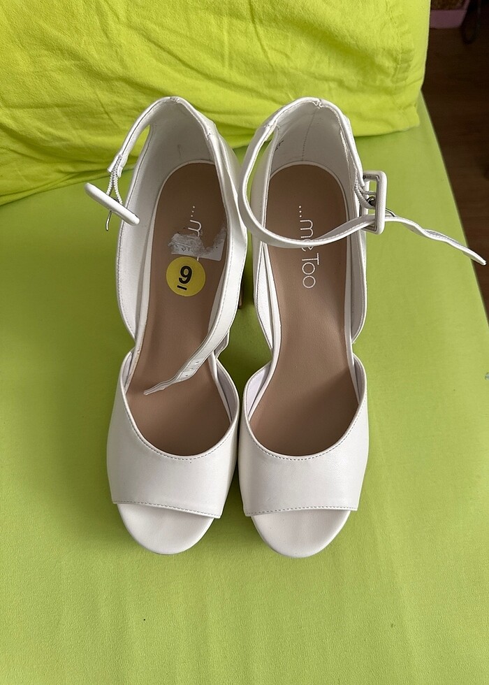 Ayakkabı topuklu beyaz 39/40 numara - Görsel 2