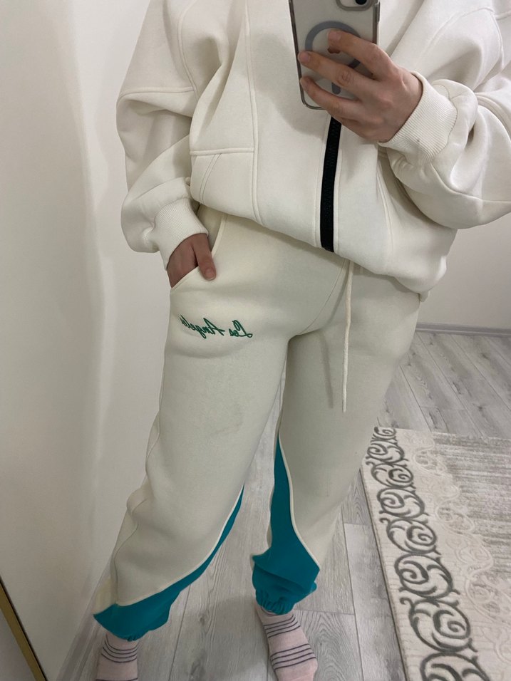 Beyaz Bağcıklı Rahat Kesim Kadın Eşofman - Görsel 5