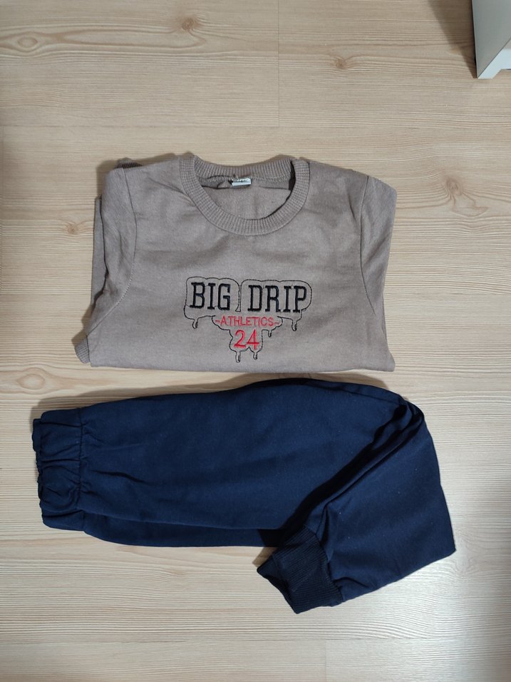 Baskılı Sweatshirt ve Lacivert Eşofman - Görsel 4