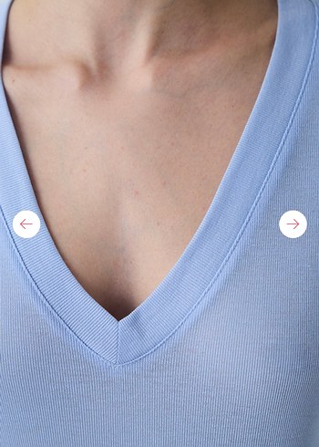 Mavi V Yaka Kısa Kollu Kadın Tişört - Görsel 3