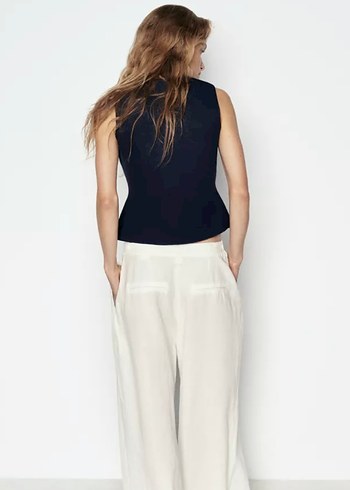 Düğmeli Lacivert Kadın Yün Yelek - Görsel 6