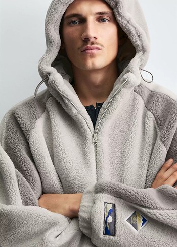 Gri Peluş Kapüşonlu Zara - Görsel 3