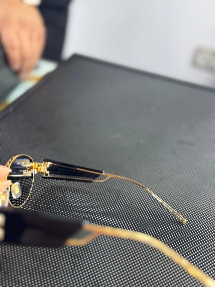 Mıu mıu Oval Kadın Güneş Gözlüğü - Görsel 3