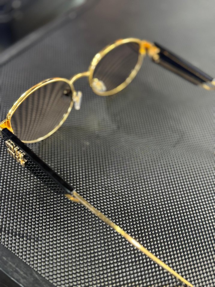 Mıu mıu Oval Kadın Güneş Gözlüğü - Görsel 4