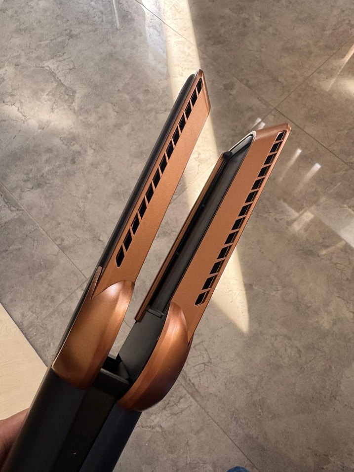 Dyson airstrait saç düzleştirici - Görsel 2