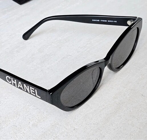 Chanel gözlük