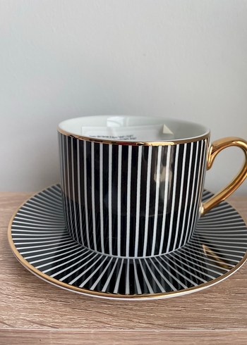 H&M HOME Eski sezon Altın Detaylı Siyah Beyaz Çizgili Fincan