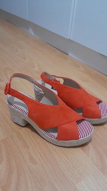 37 Beden Nine West hayırlı sandalet