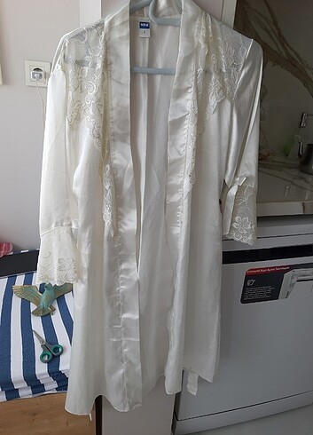 Saten dantel detayli sabahlik - Görsel 2